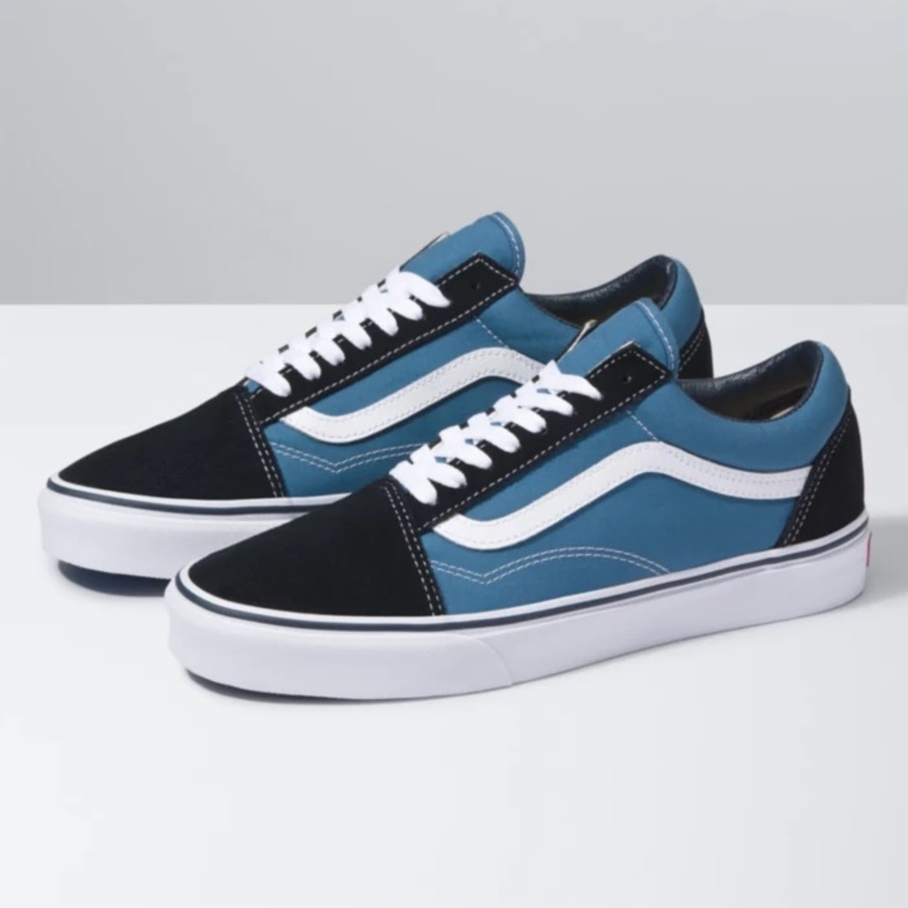Vans old skool blue low top